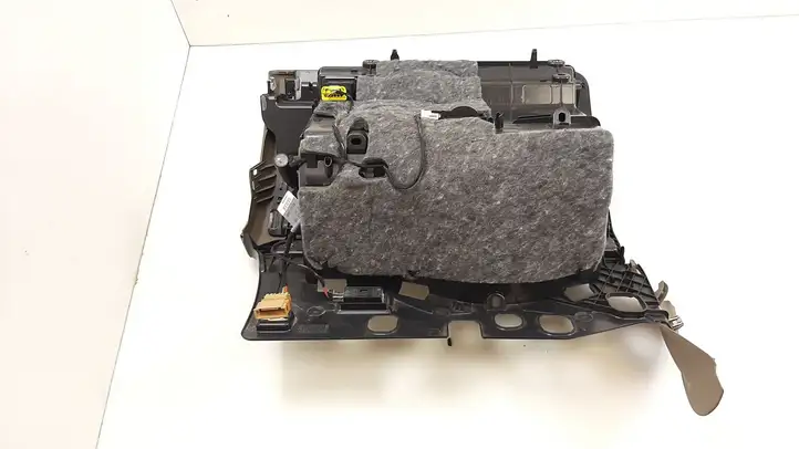 Audi A4 S4 B8 8K (2007 - 2011) 8K1857035 Вещевой ящик — фото 4