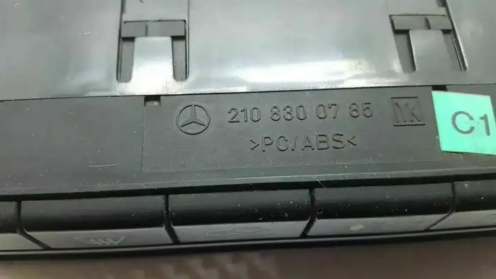 Mercedes-Benz E W210 (1995 - 2002) 2108300785 Блок управления климат-контролем — фото 6