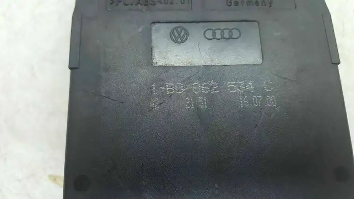 Audi A6 S6 C5 4B (2001 - 2004) 4b0862534c Передний подстаканник — фото 6