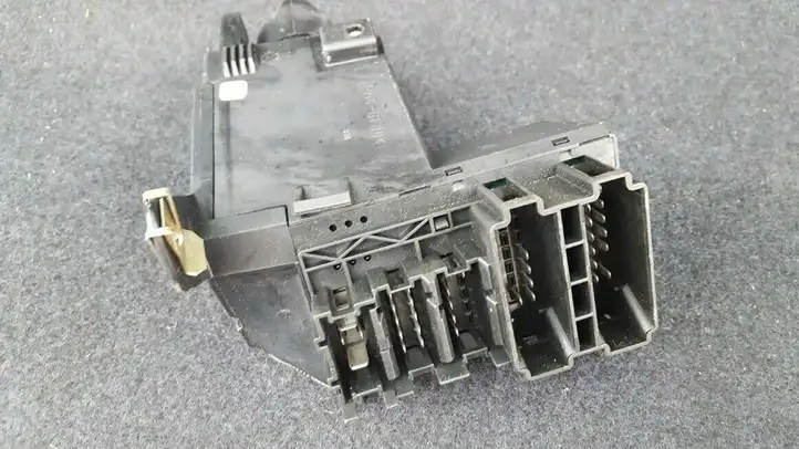 Mercedes-Benz E W210 (1995 - 2002) 2105450104 Включатель фонарей — фото 2