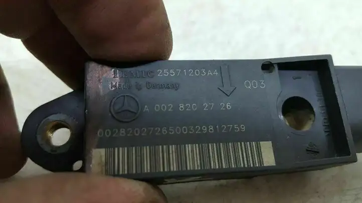 Mercedes-Benz E W211 (2002 - 2009) A0028202726 Датчик удара SRS — фото 3