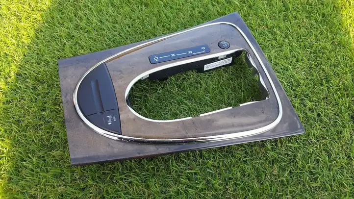 Mercedes-Benz E W211 (2002 - 2009) 2118206510 Кнопка парктроника — фото 2
