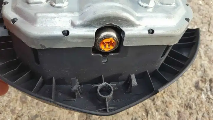 Renault Clio II (2001 - 2005) 8200057780 Подушка безопасности руля — фото 4