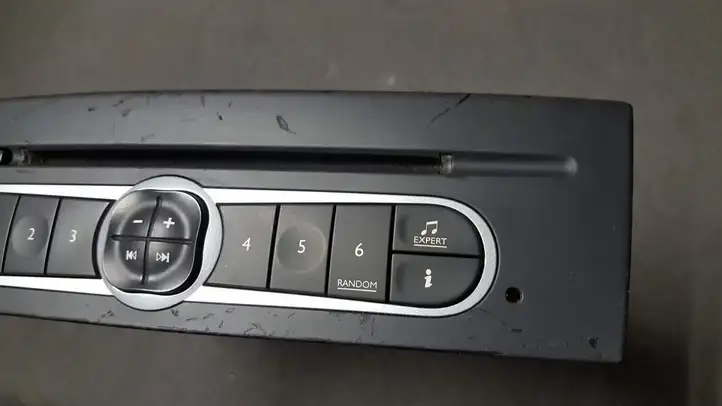 Renault Laguna II (2001 - 2005) 8200292329 Магнитола / мультимедийная система — фото 4