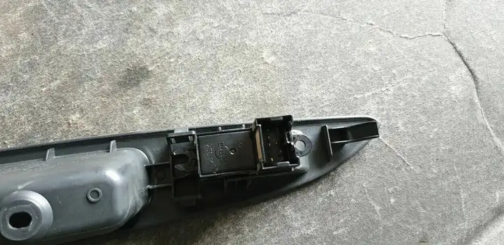 Nissan Primera (2001 - 2008) 82960AV760 Блок кнопок стеклоподъемников — фото 4
