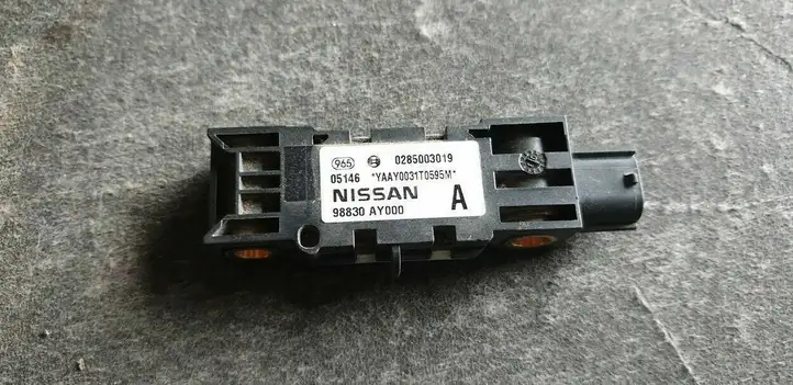 Nissan Primera (2001 - 2008) 98830AY000 Датчик удара SRS — фото 4