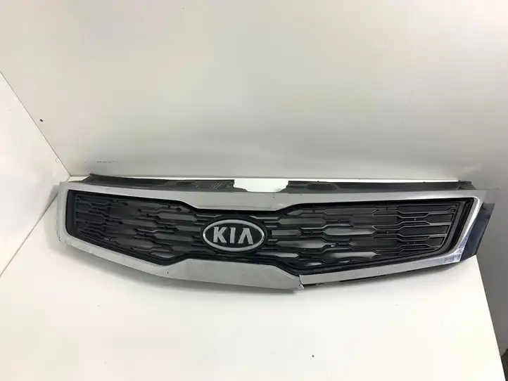 Kia Ceed (2010 - 2012) 863511H500 Верхняя решетка радиатора — фото 1