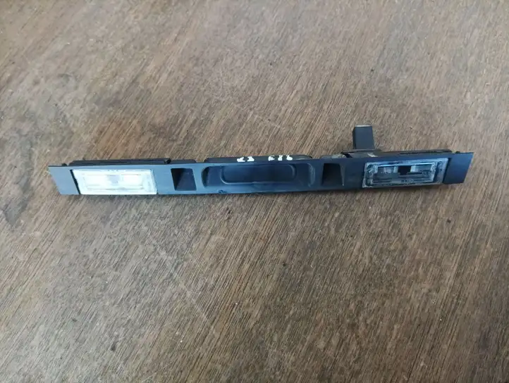 BMW X3 E83 (2003 - 2010) 7054941 Кнопка закрытия крышки багажника — фото 1