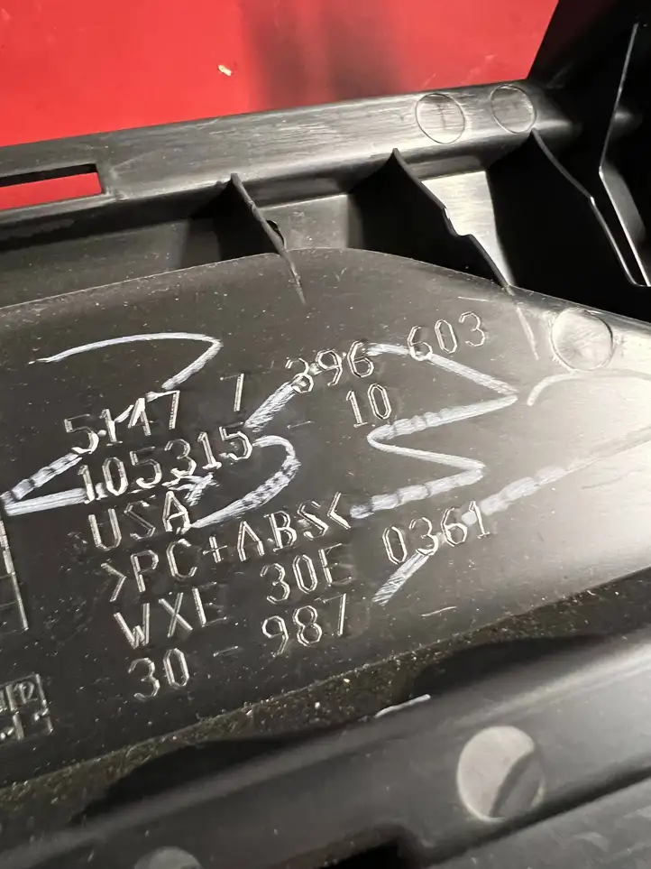 BMW X3 G01 (2018 - 2024) 7396603 Верхняя обшивка стойки D — фото 3