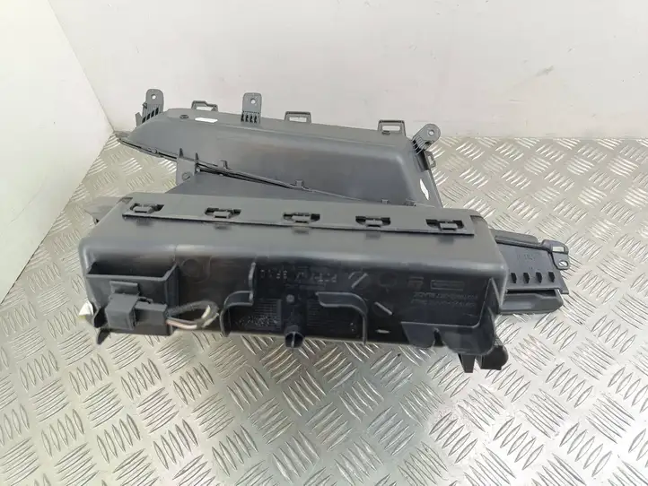 Opel Zafira C (2014 - 2016) 13293534 Вещевой ящик — фото 2