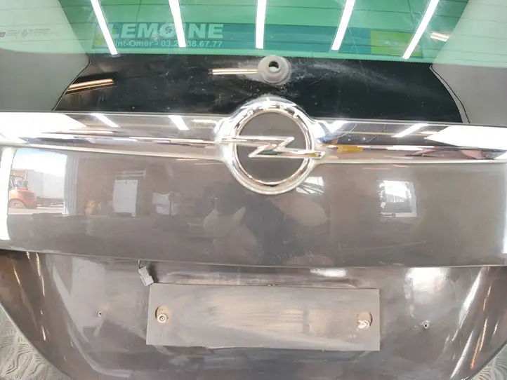 Opel Zafira C (2014 - 2016) Крышка багажника — фото 6