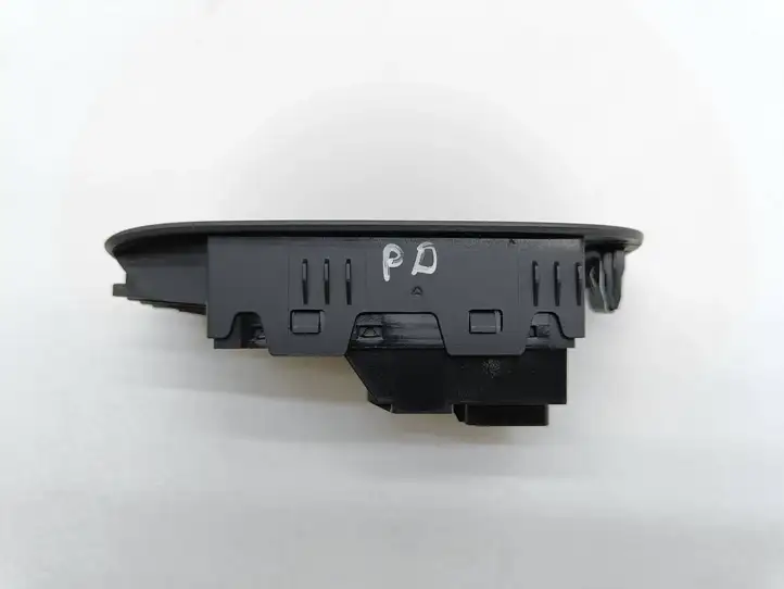 Opel Zafira C (2014 - 2016) 13301886 Блок кнопок стеклоподъемников — фото 3