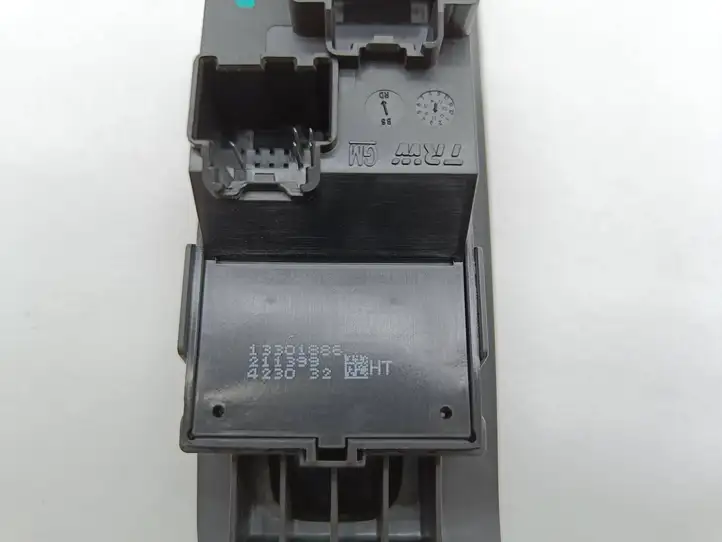 Opel Zafira C (2014 - 2016) 13301886 Блок кнопок стеклоподъемников — фото 7
