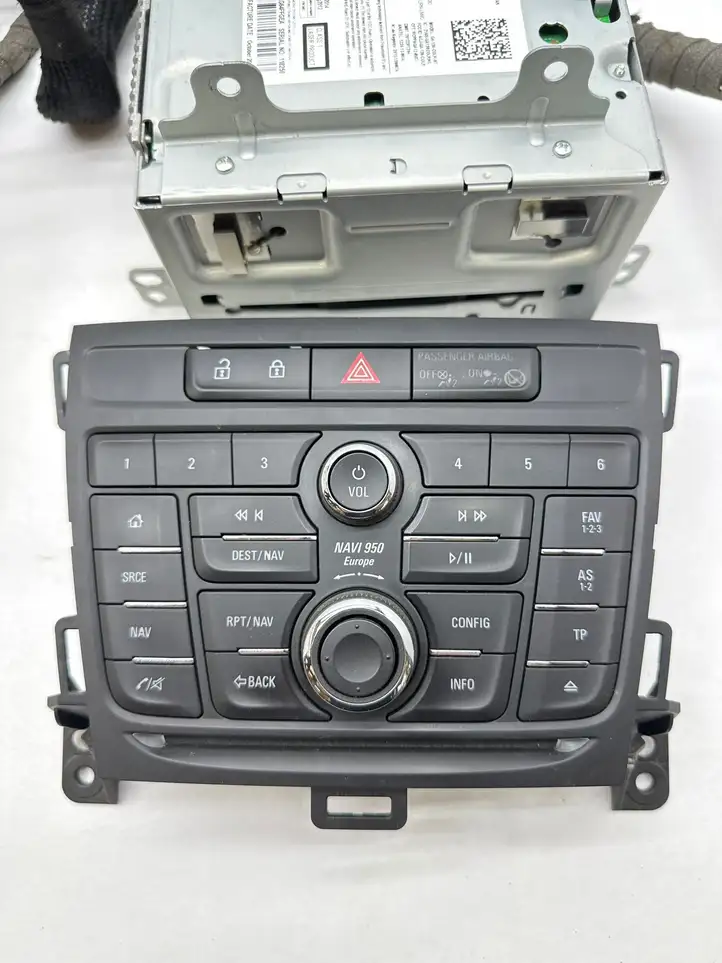 Opel Zafira C (2014 - 2016) 23483682 Магнитола / мультимедийная система — фото 4