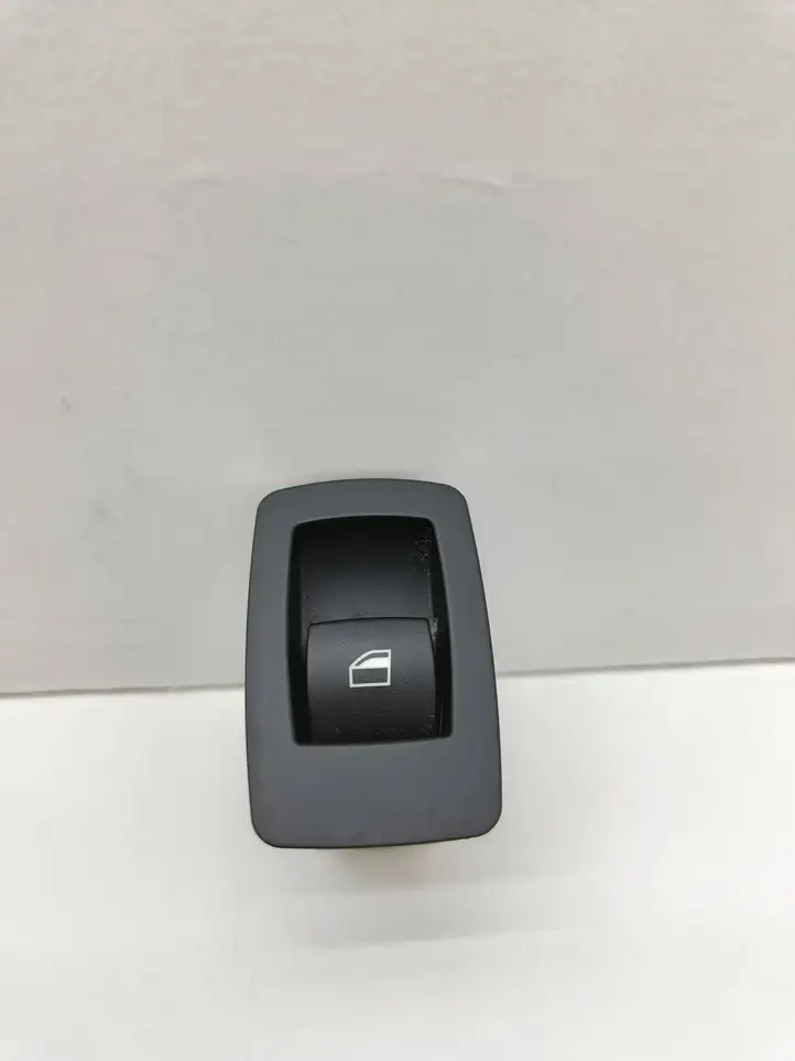 BMW 3 E90 E91 (2005 - 2012) 6945874 Кнопка стеклоподъемников — фото 1