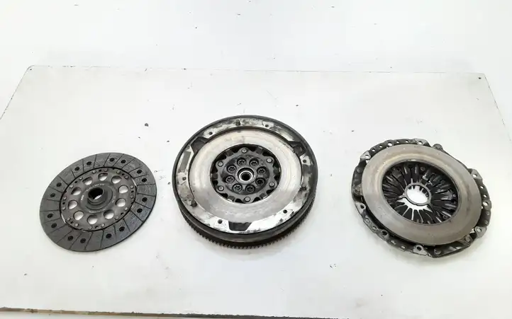 BMW X1 E84 (2009 - 2015)  7577479 Комплект сцепления