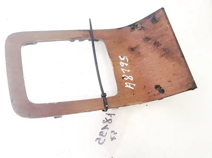 Volvo S80 (2006 - 2009)  30781449 Другая деталь салона