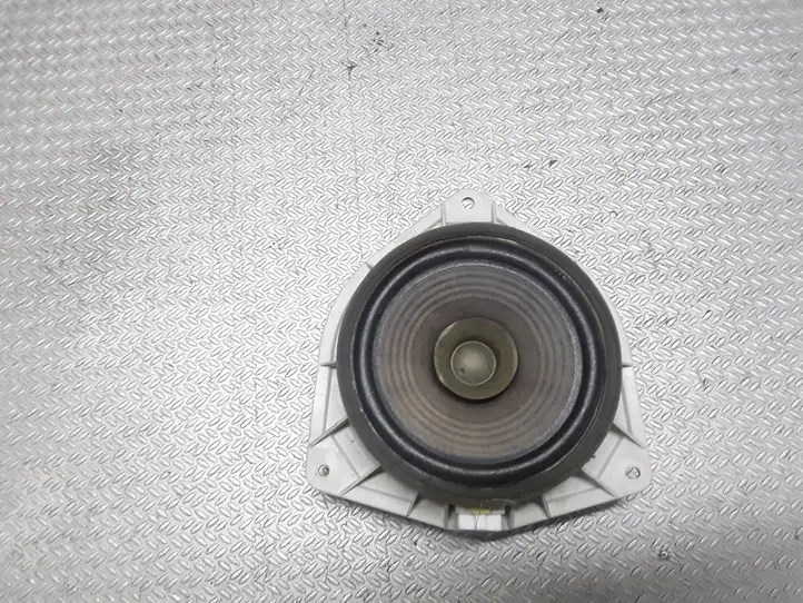 Toyota Yaris (1999 - 2003) 8616052070 Динамики передних дверей — фото 1
