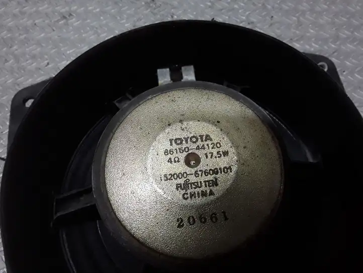 Toyota Corolla Verso E121 (2001 - 2004) 8616044120 Динамики передних дверей — фото 3