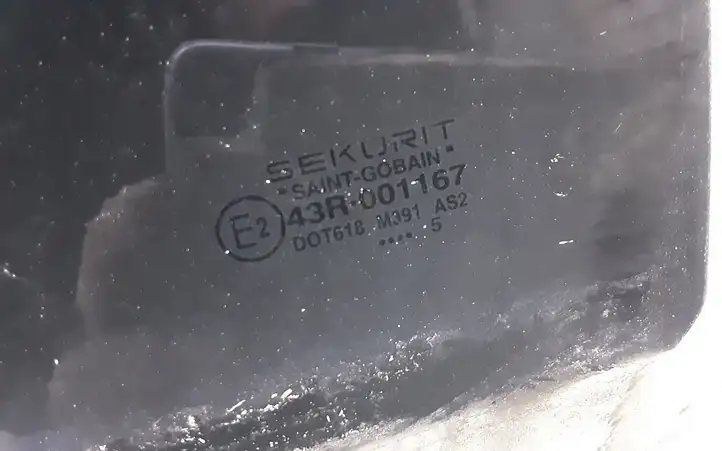 Porsche Cayenne (9PA) (2002 - 2010) 43R001167 Стекло задней двери — фото 2