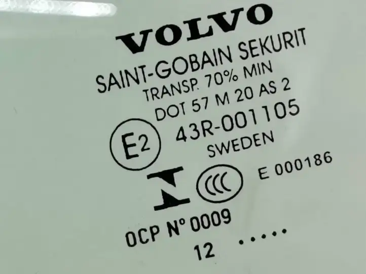 Volvo V70 (2007 - 2013) E000186 Стекло задней двери — фото 3