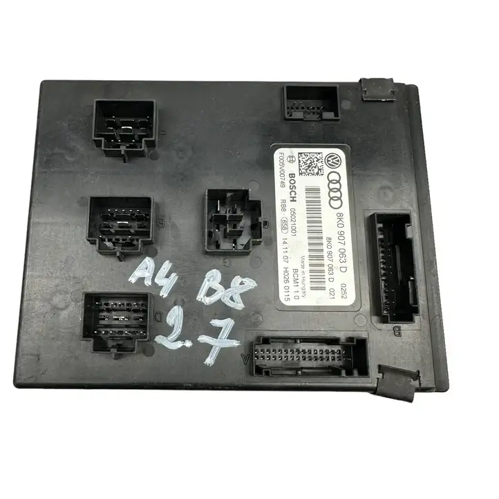 Audi A4 S4 B8 8K (2007 - 2011) 8K0907063D Модуль комфорта — фото 4
