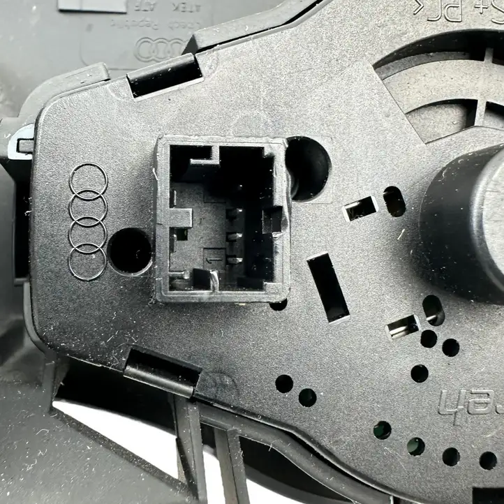 Audi A4 S4 B8 8K (2007 - 2011) 8K0941531G Включатель фонарей — фото 5
