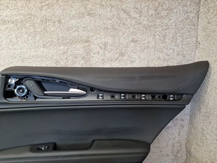 Alfa Romeo Stelvio Type 949 (2017 - ) 163130251 Обшивка задней двери — фото 3