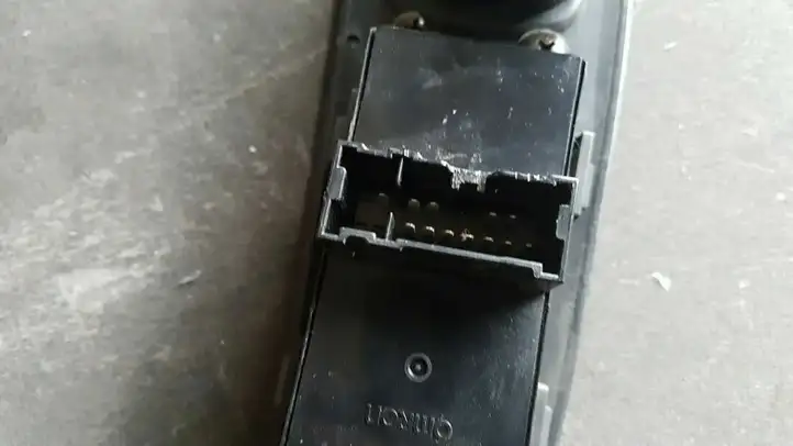 Nissan Primera (2001 - 2008) 25401AV640 Блок кнопок стеклоподъемников — фото 7