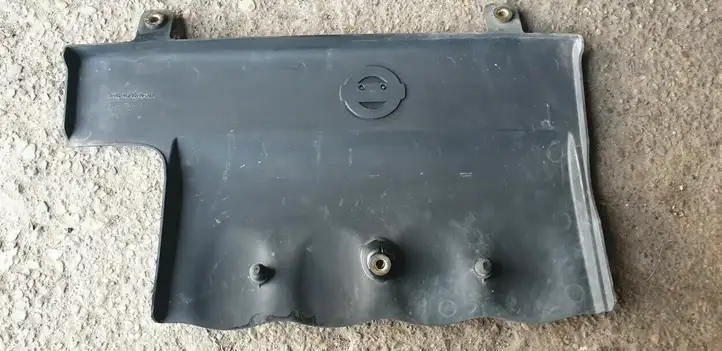 Nissan Primera (2001 - 2008) 61611120 Крышка двигателя декоративная — фото 4