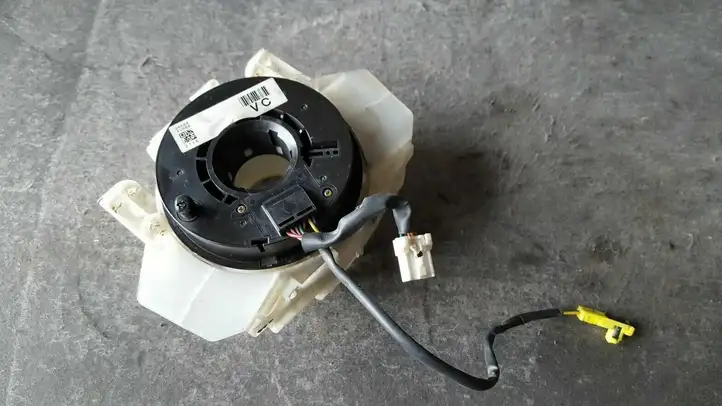 Nissan Primera (2001 - 2008) 25560AV660 Контактное кольцо SRS — фото 1