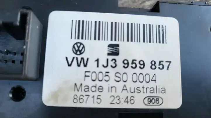 Volkswagen Golf V (2003 - 2009) 1J3959857 Блок кнопок стеклоподъемников — фото 5