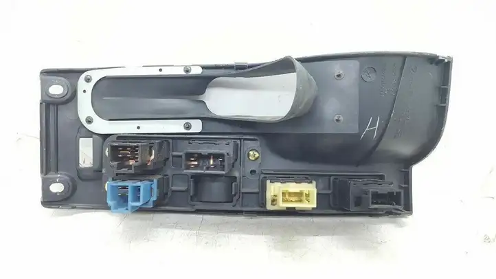 Subaru Legacy (1999 - 2003) 92051AC000 Другие включатели / ручки/ переключатели — фото 3