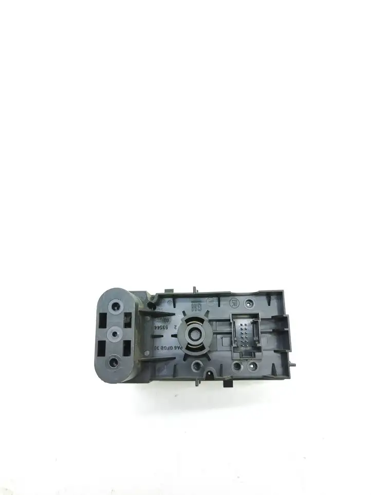 Opel Vectra C (2002 - 2005) 9185881 Включатель фонарей — фото 2