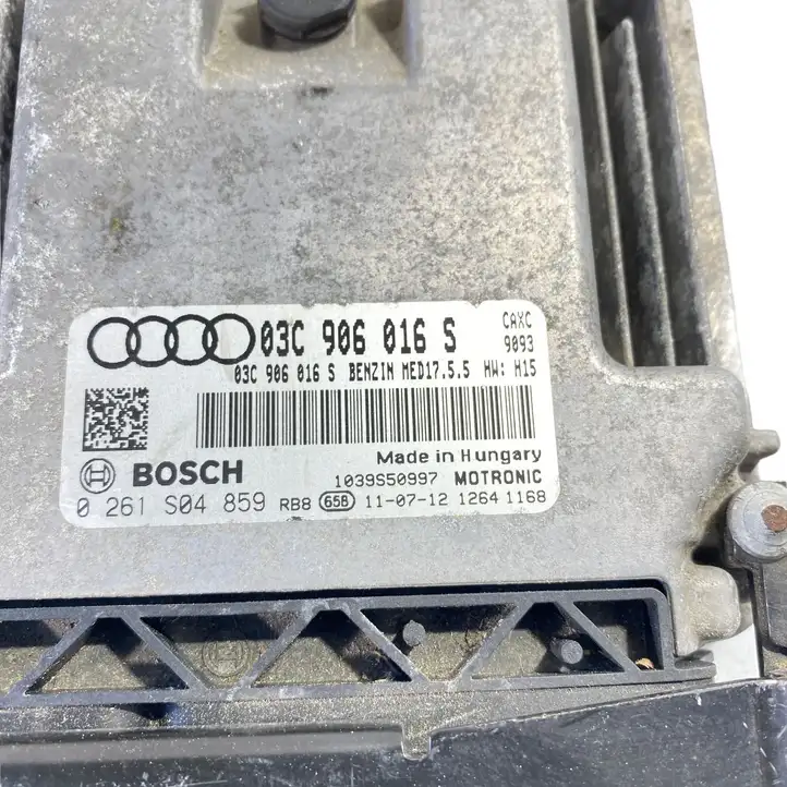 Audi A3/S3 8P (2008 - 2013) 03C906016S Блок управления двигателем (ЭБУ) — фото 5