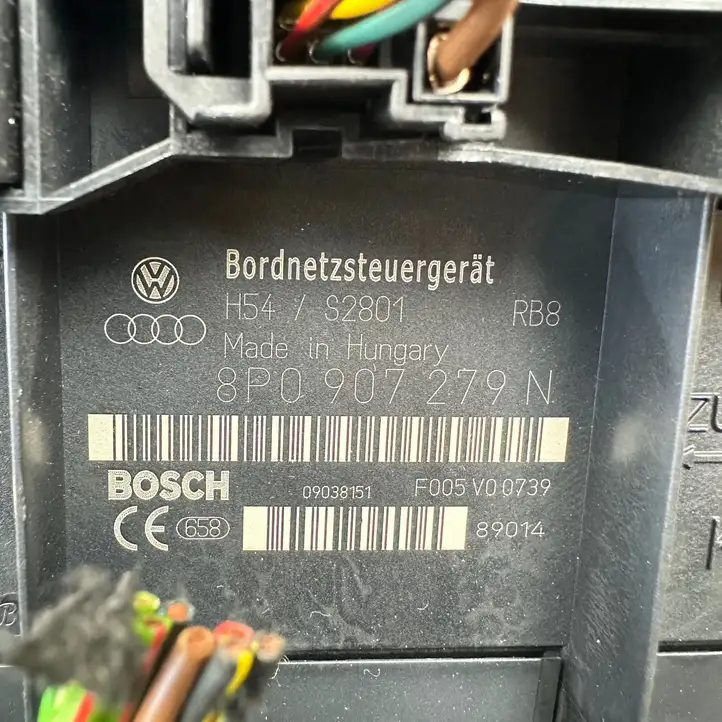 Audi A3/S3 8P (2004 - 2008) 8P0907279N Модуль комфорта — фото 5
