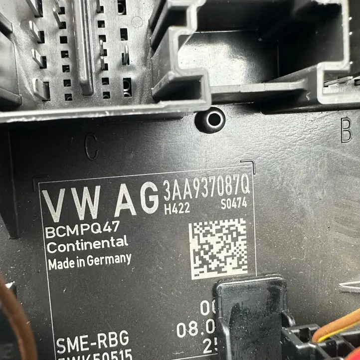 Volkswagen PASSAT B7 (2011 - 2014) 3AA937087Q Модуль комфорта — фото 6
