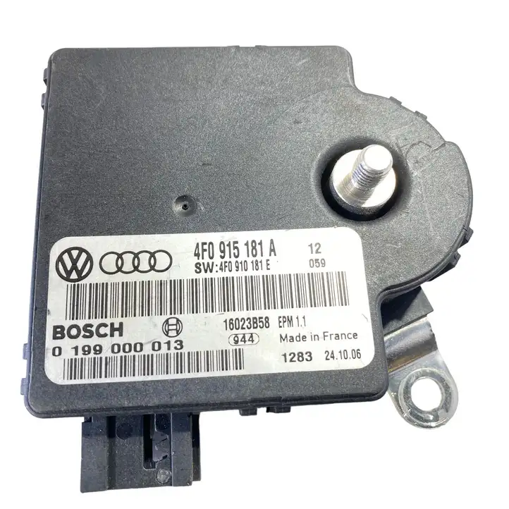 Audi A6 S6 C6 4F (2004 - 2008) 4F0915181A Блок управления аккумулятором — фото 4