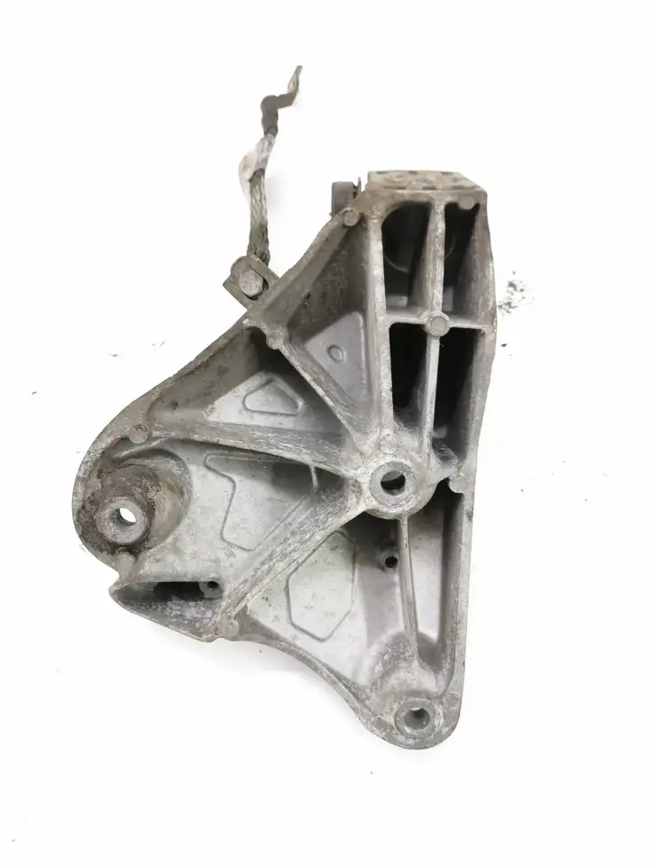BMW X5 E70 (2006 - 2013) 6790021 Кронштейн двигателя — фото 3