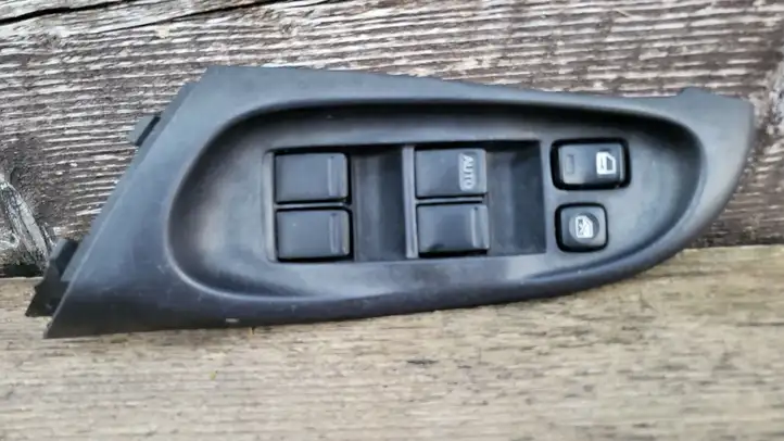 Nissan Almera N16 (2000 - 2010) 80961BM510 Блок кнопок стеклоподъемников — фото 1