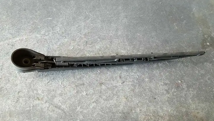 Saab 9-5 (1998 - 2005) EKSB95RW Поводок заднего стеклоочистителя — фото 6