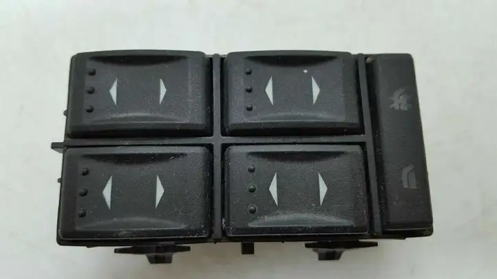 Ford Mondeo Mk III (2000 - 2007) 03163451 Блок кнопок стеклоподъемников — фото 3