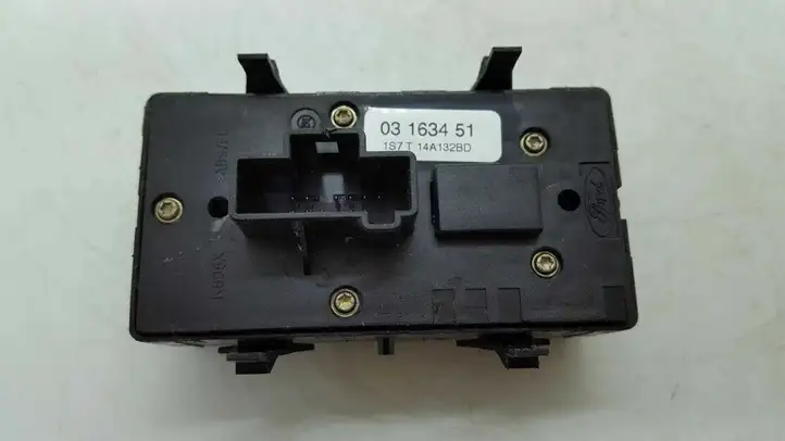 Ford Mondeo Mk III (2000 - 2007) 03163451 Блок кнопок стеклоподъемников — фото 4