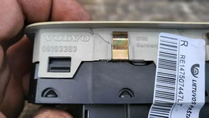Volvo XC90 (2006 - 2014) 30739980 Кнопка стеклоподъемников — фото 2