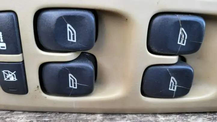 Volvo XC90 (2006 - 2014) 30739980 Кнопка стеклоподъемников — фото 7