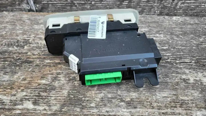 Volvo XC90 (2006 - 2014) 30739980 Кнопка стеклоподъемников — фото 9