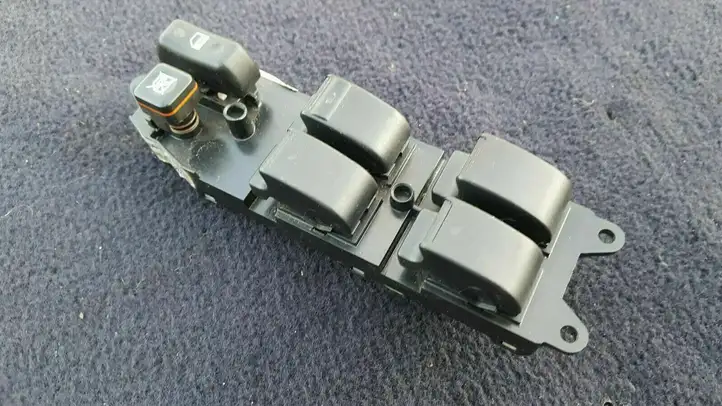 Toyota Avensis T250 (2006 - 2009) 7427105020 Блок кнопок стеклоподъемников — фото 1