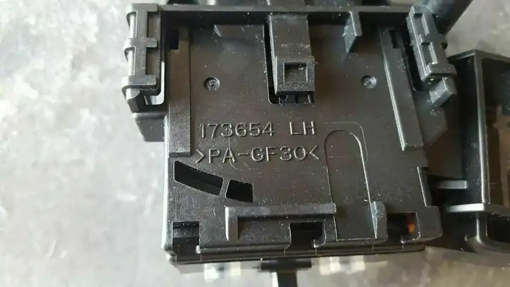 Toyota Avensis T250 (2006 - 2009) 173654LH Переключатель стеклоочистителей — фото 5