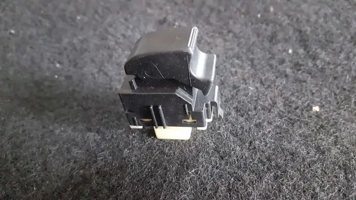 Toyota Avensis T250 (2003 - 2006) 8481005050 Блок кнопок стеклоподъемников — фото 1