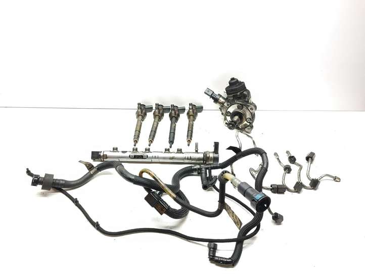 BMW 1 E81 E87 (2004 - 2011)  7798446 Комплект системы впрыска топлива